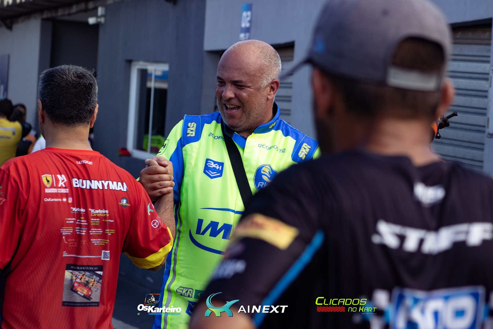 AINEXT MYRMEX - Bastidores